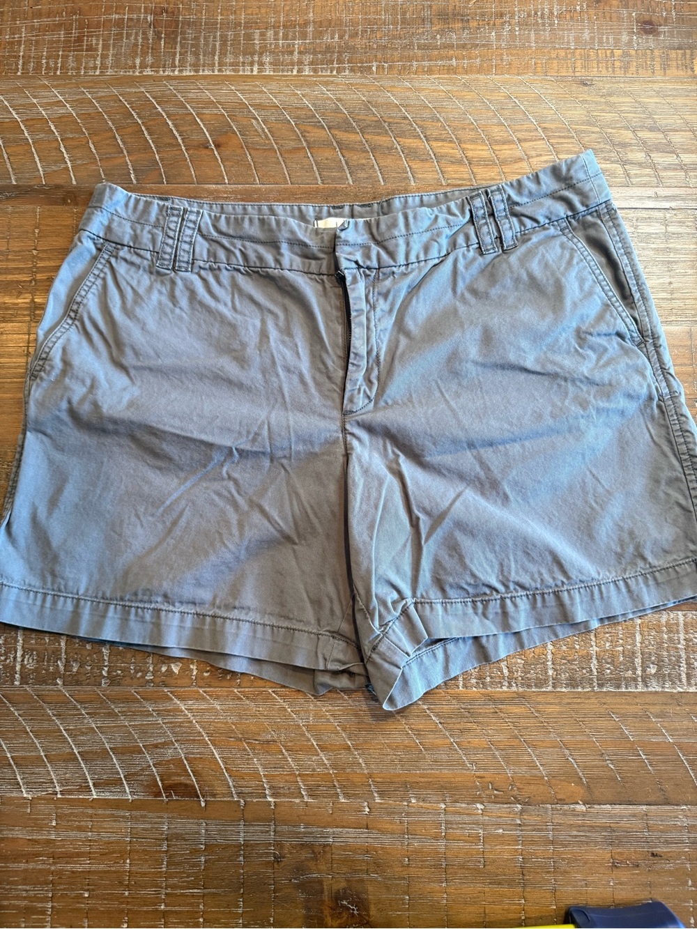 LOFT Gray Flat Front Riviera Chino Shorts Size 12